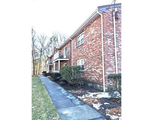Building Photo - 22 Kingswood Dr