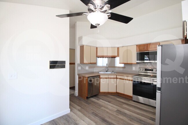 Foto del edificio - 3902 E White Aster St