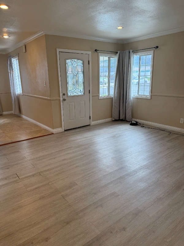 Foto del edificio - 665 Larimore Ave