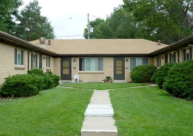 Primary Photo - 3675 Eaton St