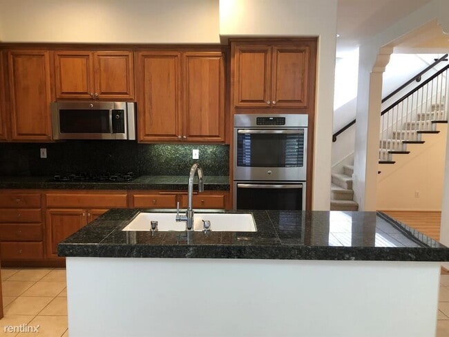Building Photo - 4 br, 3 bath House - 2923 Arbella Ln