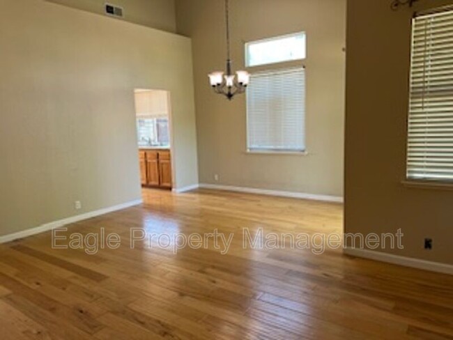 Building Photo - 3452 Lava Bed Ct