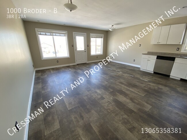 Photo du bâtiment - 3 bed, 1.5 bath townhouse