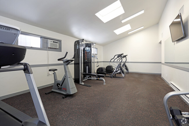 Fitness Center - Rock Creek