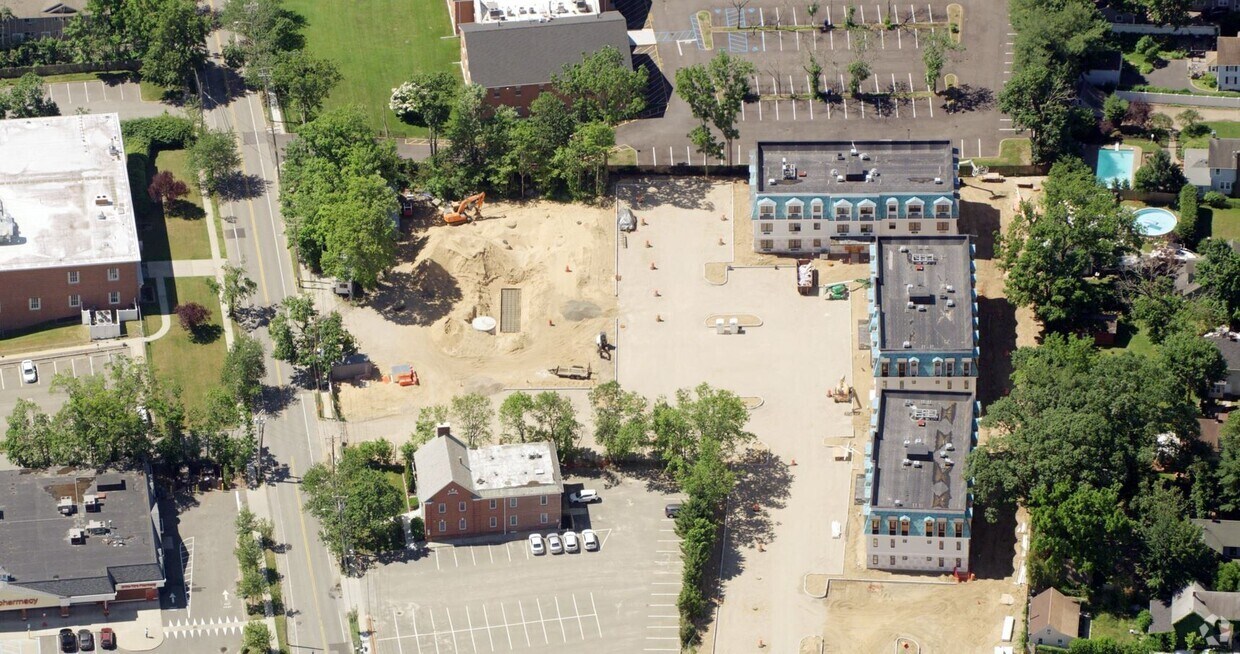 The Lofts at Maple & Main 102 W Main St Smithtown, NY