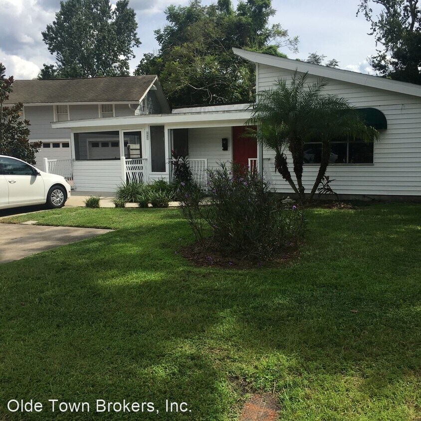 Primary Photo - 2 br, 1 bath House - 382 Dubsdread Cir.