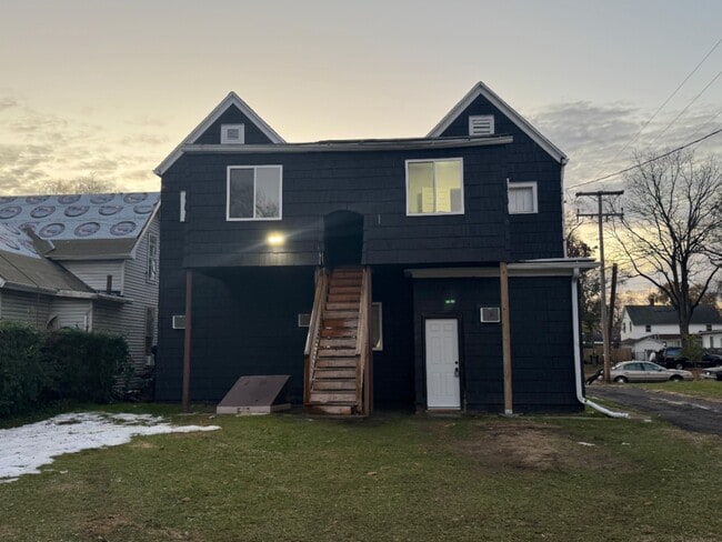 Building Photo - 542 N Scott St