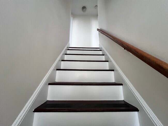 Foto del edificio - 36-38 Treadwell Ave