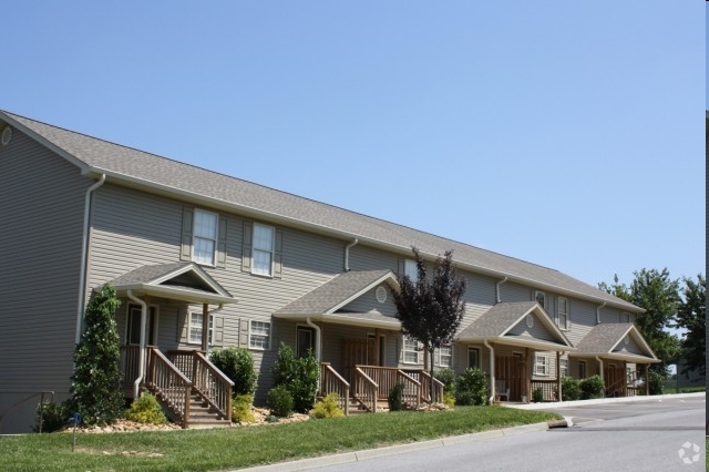 Boones Creek Village Townhomes