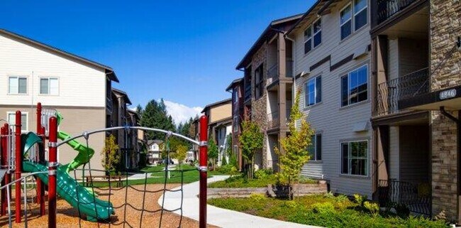 Foto del edificio - Now Leasing: Spacious 3 Bed, 2.5 Bath Townhome in Tumwater, WA