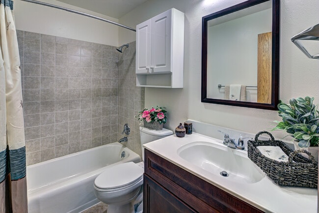 Building Photo - Midvale Heights Apartments