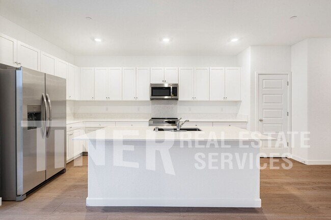 Foto del edificio - 8540 Anker Wy