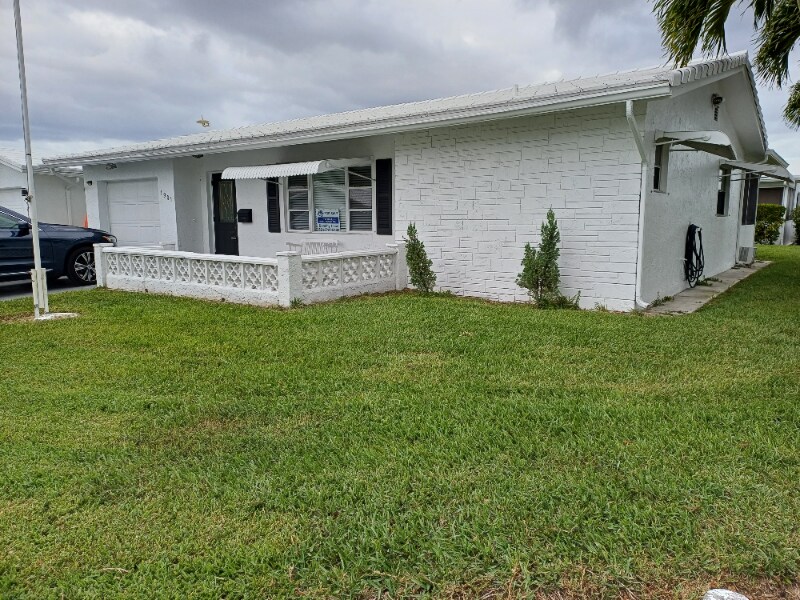 1901 SW 14th Ave, Boynton Beach, FL 33426 House Rental in Boynton