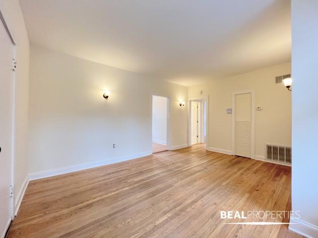 Foto del edificio - 1 bedroom in CHICAGO IL 60613