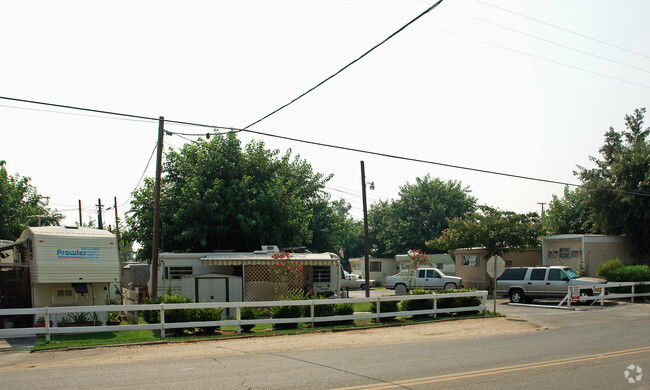 Building Photo - Fresno Mobile Home Park