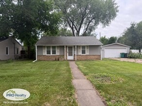 Building Photo - 5611 Knox Ave N