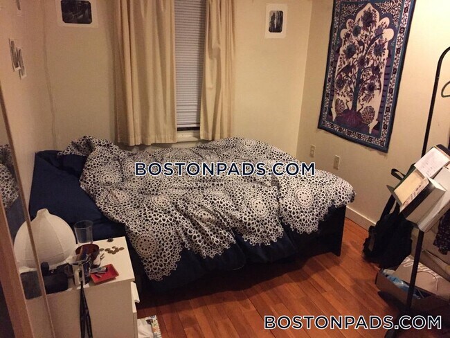 Foto del edificio - 104 Hammond St