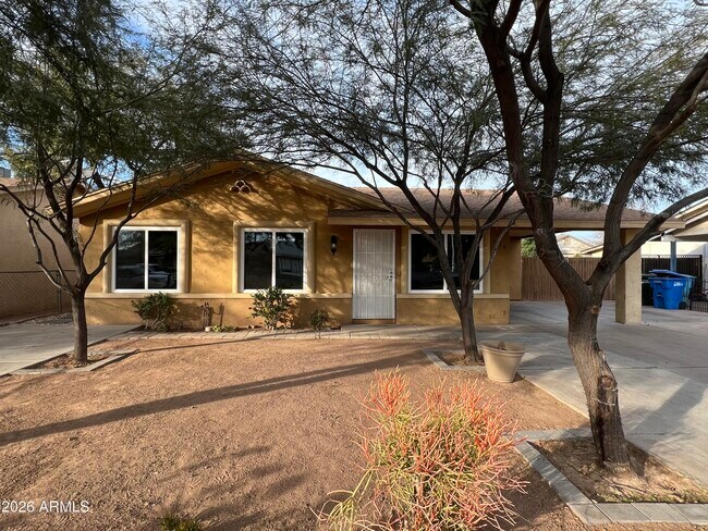 Foto del edificio - 7038 W Fillmore St