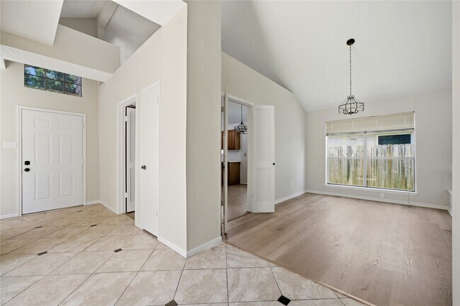 Building Photo - 2019 First Crossing Blvd