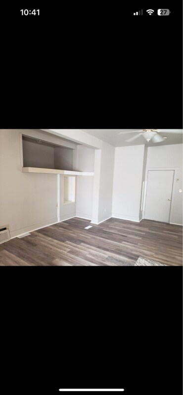 Foto del edificio - 3631 Wetmore Ave