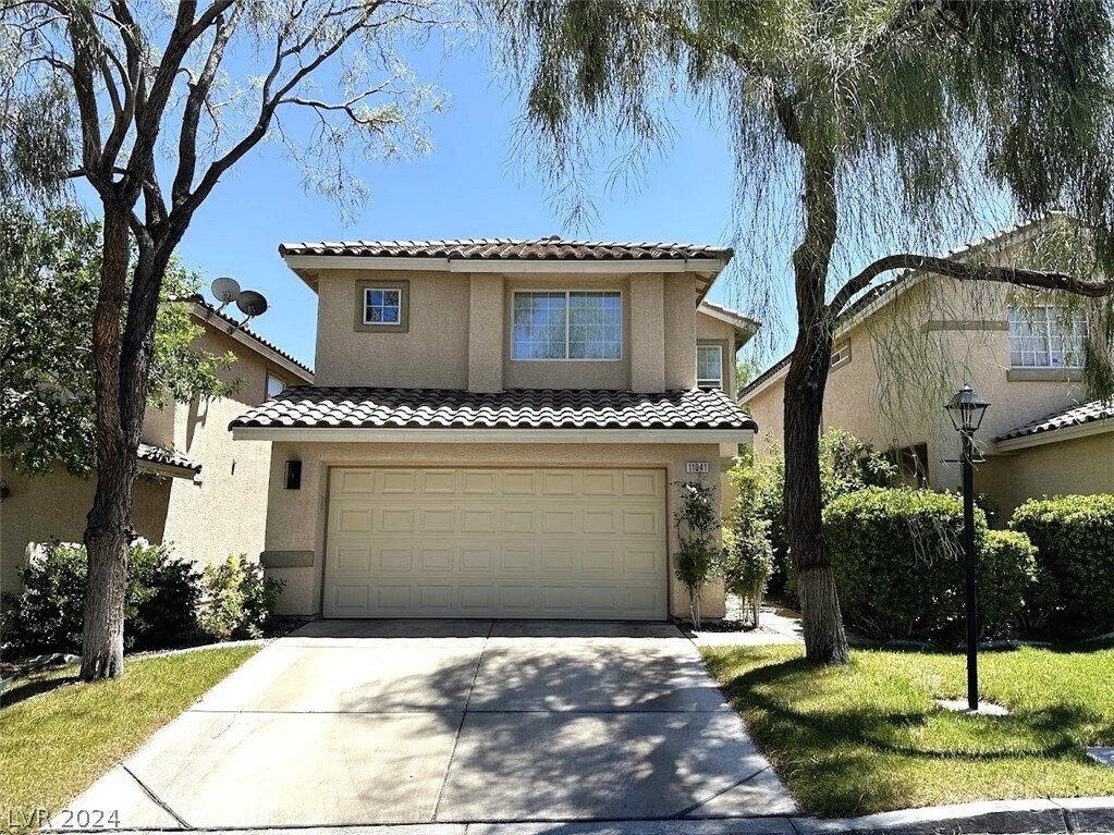 Primary Photo - 11041 Meadow Leaf Ave