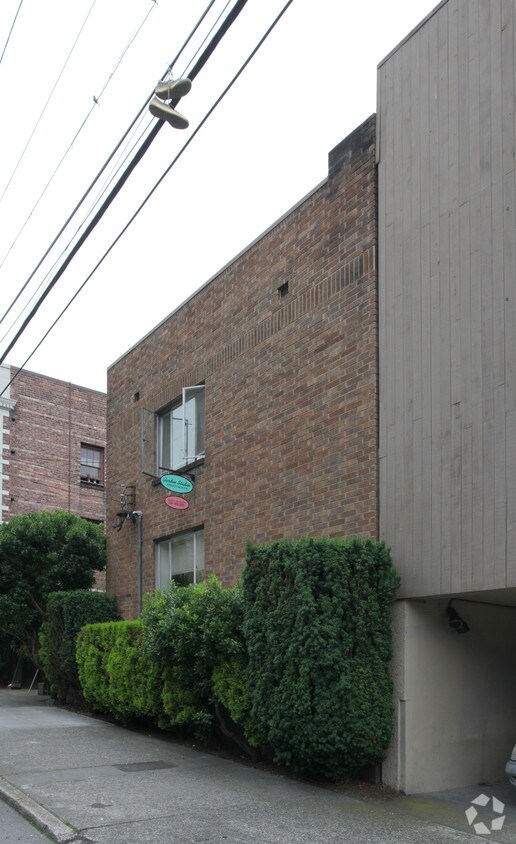 Foto del edificio - Garden Studios