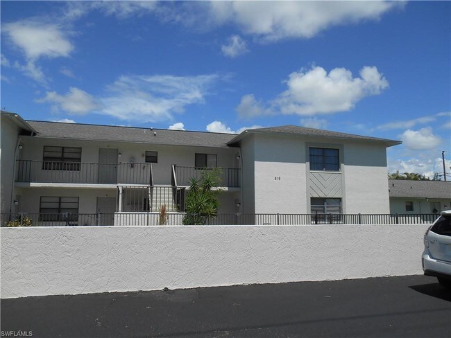 Foto del edificio - 919 SE 8th Terrace