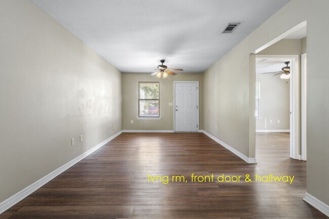 Foto del edificio - 1711 Stevens St.