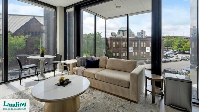 Building Photo - 600 19th St N