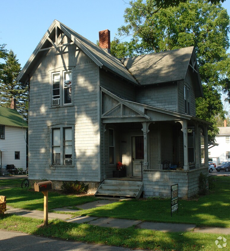 Primary Photo - 6 Clifton St