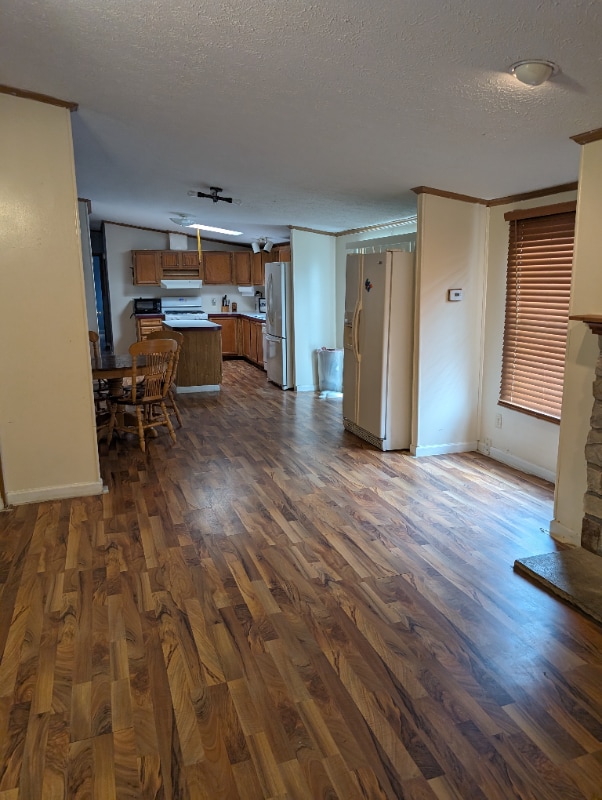 Photo - 944 Spring Ridge Dr