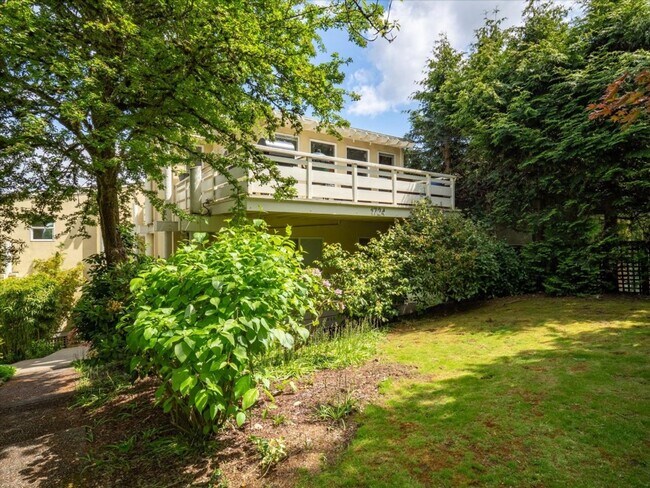 Foto del edificio - 2Bd/1.25Ba Seattle Townhouse