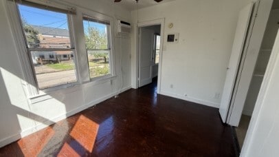 Foto del edificio - 3311 Crawford St