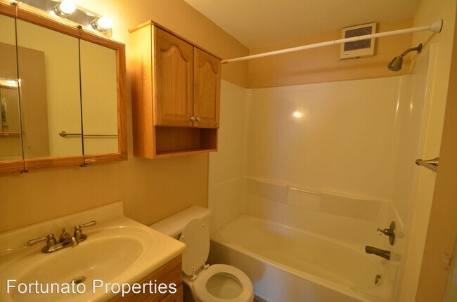 Building Photo - 1 br, 1 bath House - 104 Val d'Isere 301 N...
