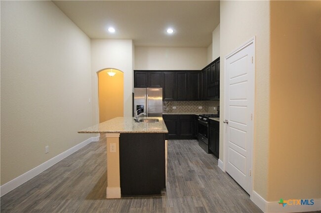 Building Photo - 1227 FM306