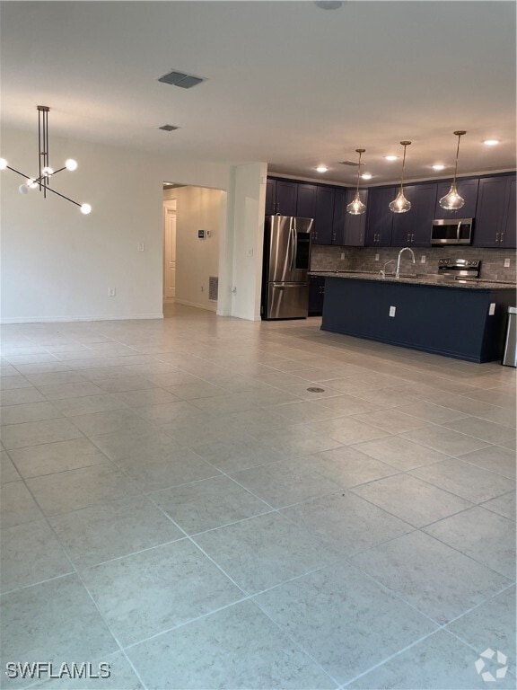 Building Photo - 8750 Cascade Price Cir