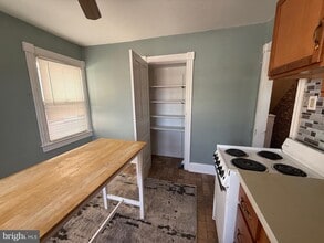 Building Photo - 360 Lafayette St