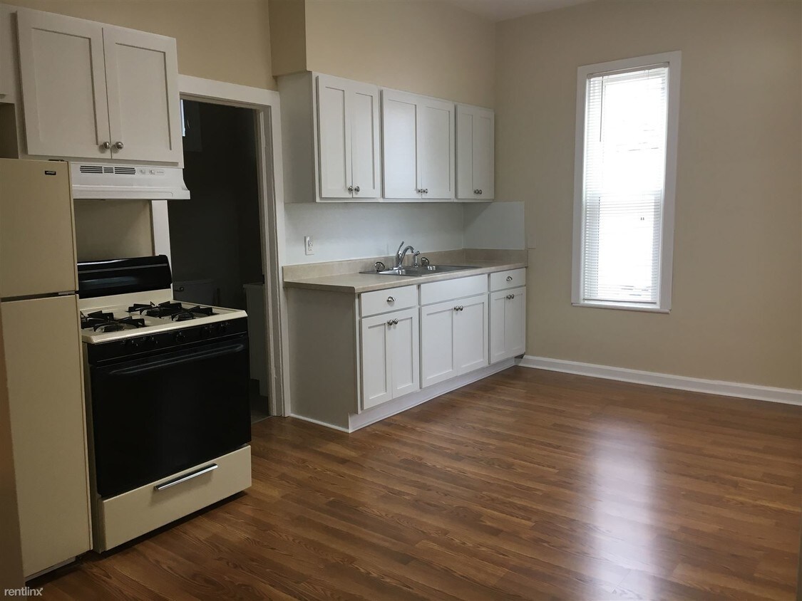 101 Straight Ave NW, Grand Rapids, MI 49504 Condo for Rent in Grand