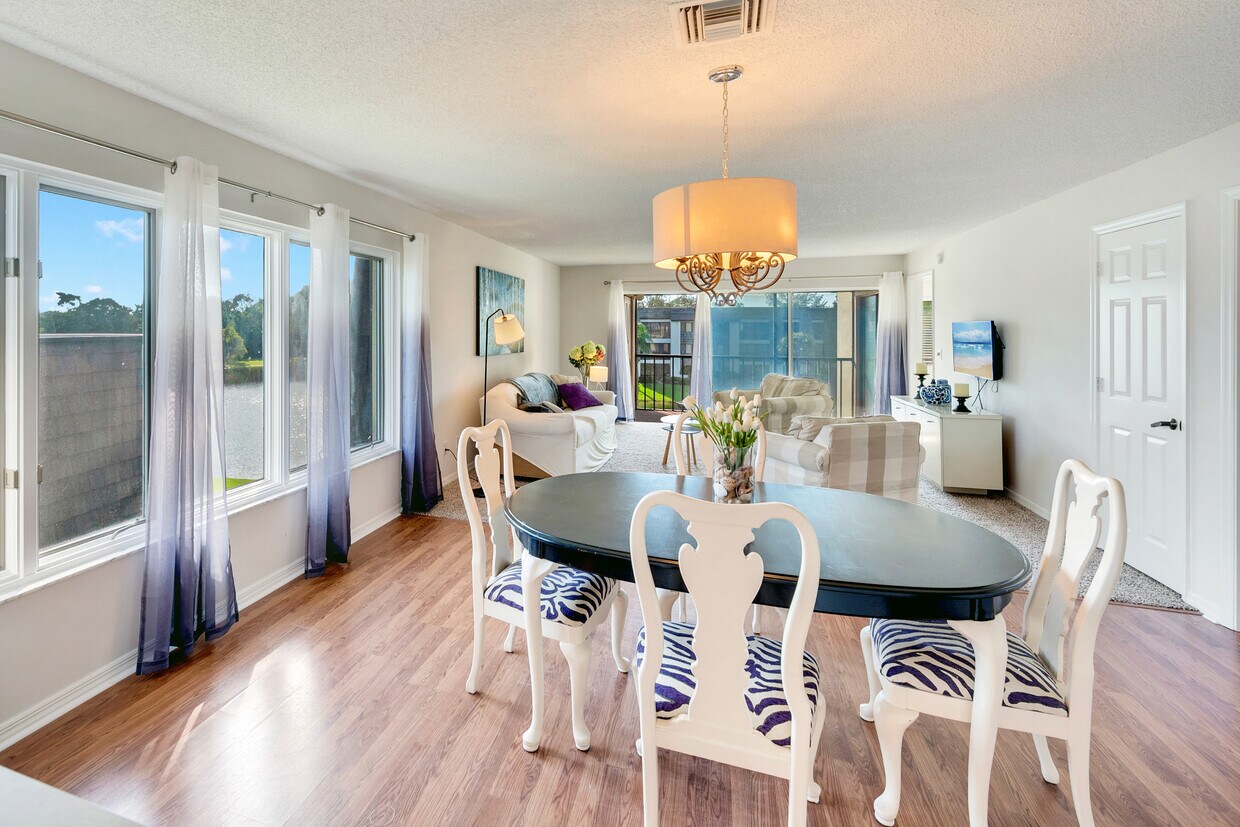 Foto principal - 1645 Spoonbill Ln