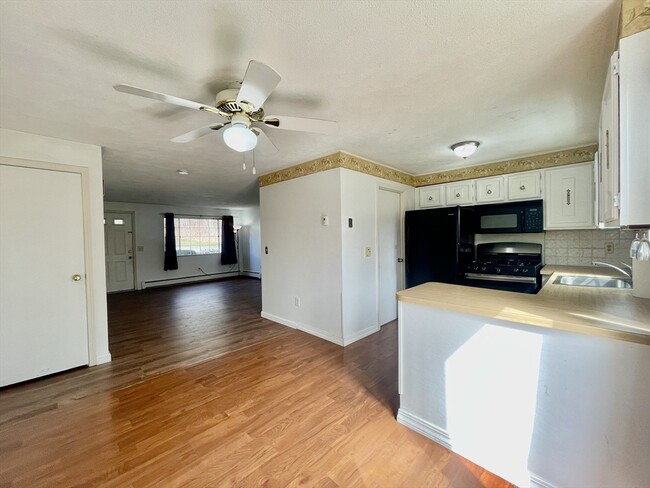 Foto del edificio - 945 Riverside Dr