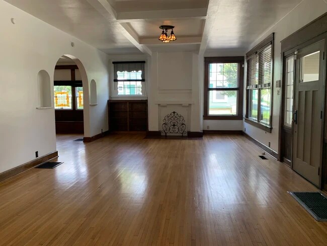 Foto del edificio - 500 S Fess Ave