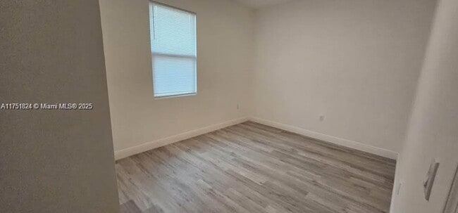 Building Photo - 611 Greenbriar Blvd