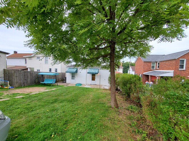 Rear - 315 S Hamilton Ave