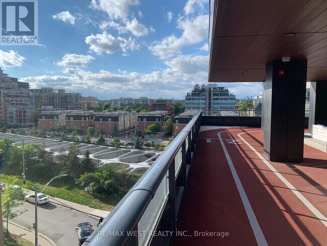 Building Photo - 19 Western Battery Rd