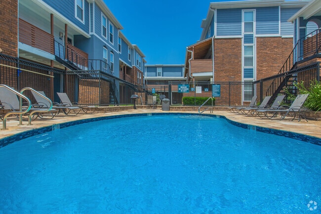 Building Photo - The Arts Apartments at West Napoleon