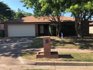 Building Photo - 6437 Kary Lynn Dr N