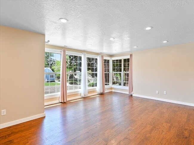 Building Photo - 1245 Harrison Ave
