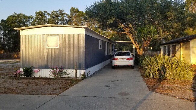 Building Photo - 9014 Wiggins Rd