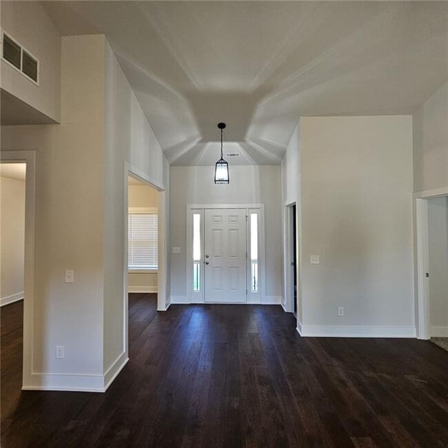 Building Photo - 201 Damascus Rd