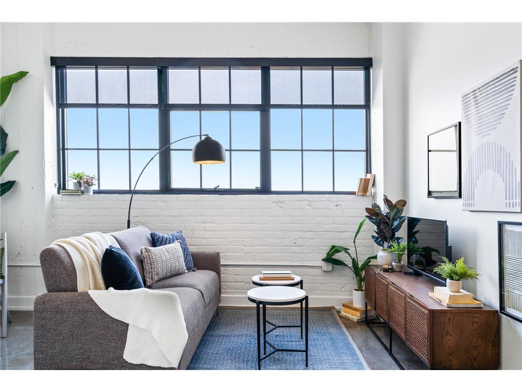 Foto principal - 528 N Washington Ave